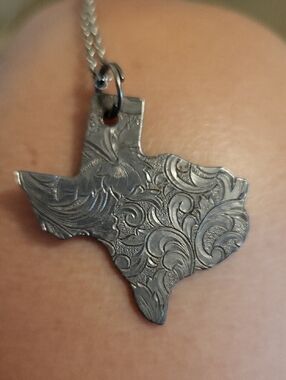 Texas Floral Engraved State Pendant Necklace - Silver